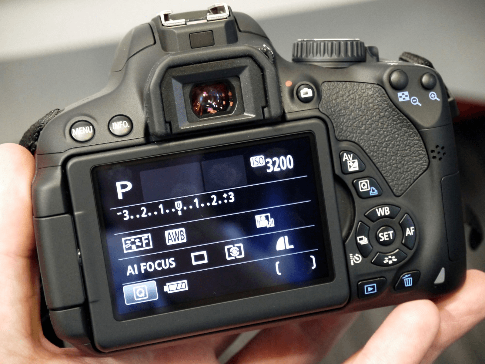 Canon 650D