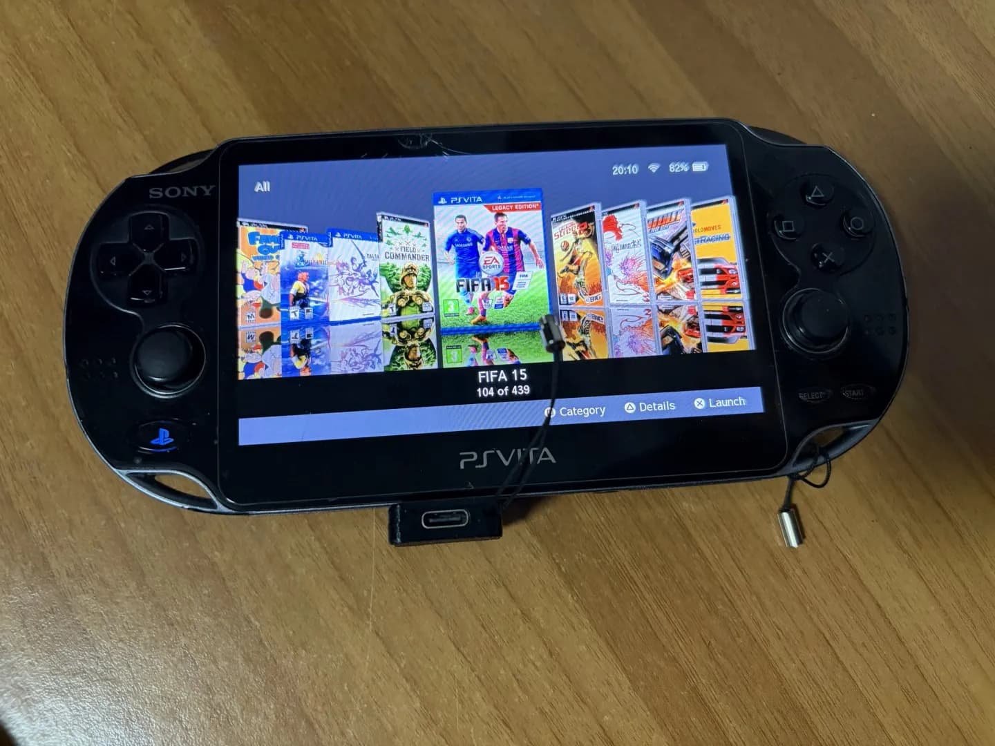 PS VITA 1000 OLED me 450+ lojra